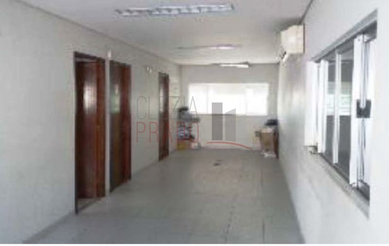 Prédio Inteiro para alugar, 641m² - Foto 8