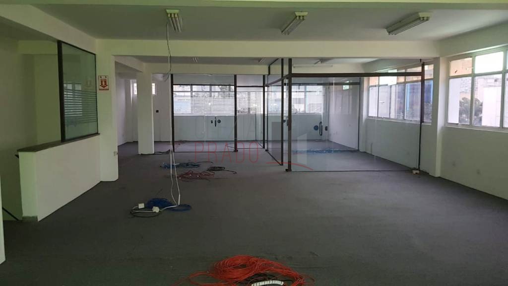 Prédio Inteiro para alugar, 1000m² - Foto 1