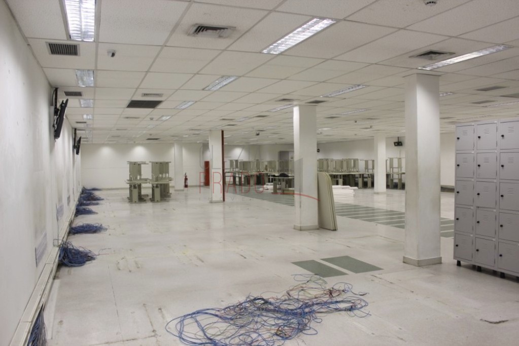 Prédio Inteiro para alugar, 3009m² - Foto 2