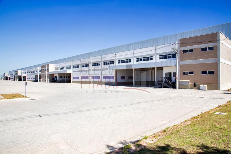 Depósito-Galpão-Armazém para alugar, 3520m² - Foto 1