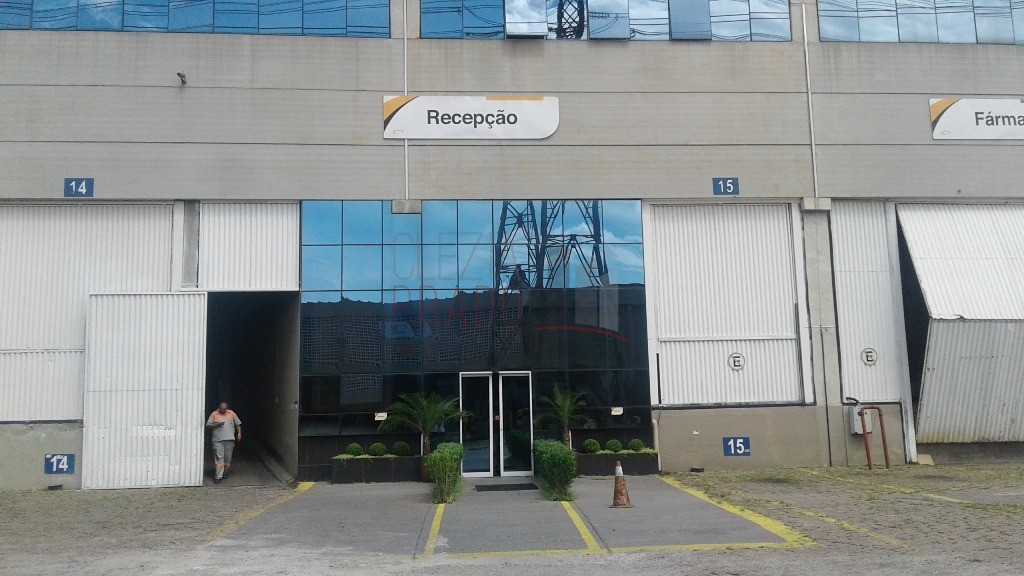 Depósito-Galpão-Armazém para alugar, 5000m² - Foto 1