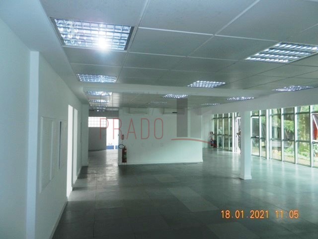 Prédio Inteiro para alugar, 711m² - Foto 1