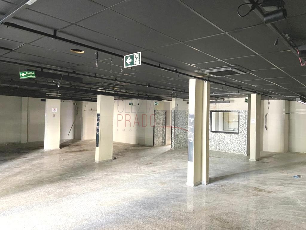 Prédio Inteiro para alugar com 1 quarto, 560m² - Foto 2