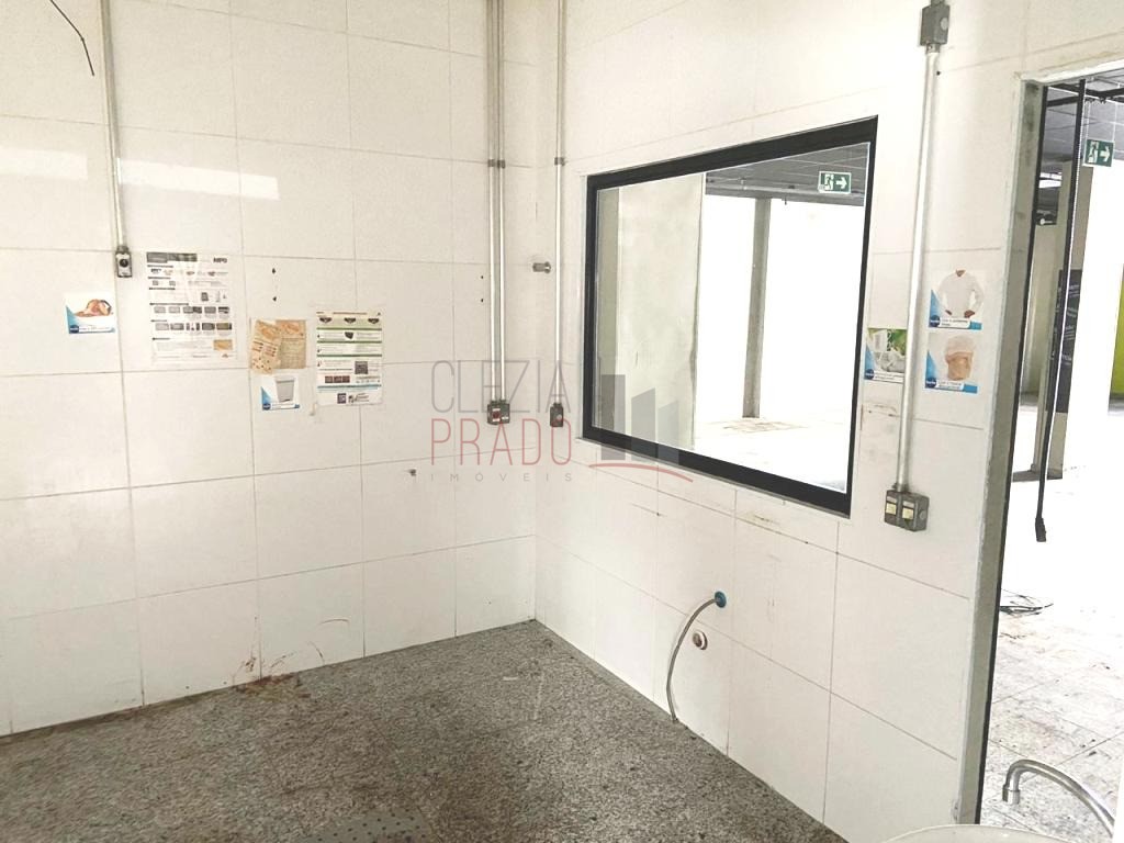 Prédio Inteiro para alugar com 1 quarto, 560m² - Foto 7