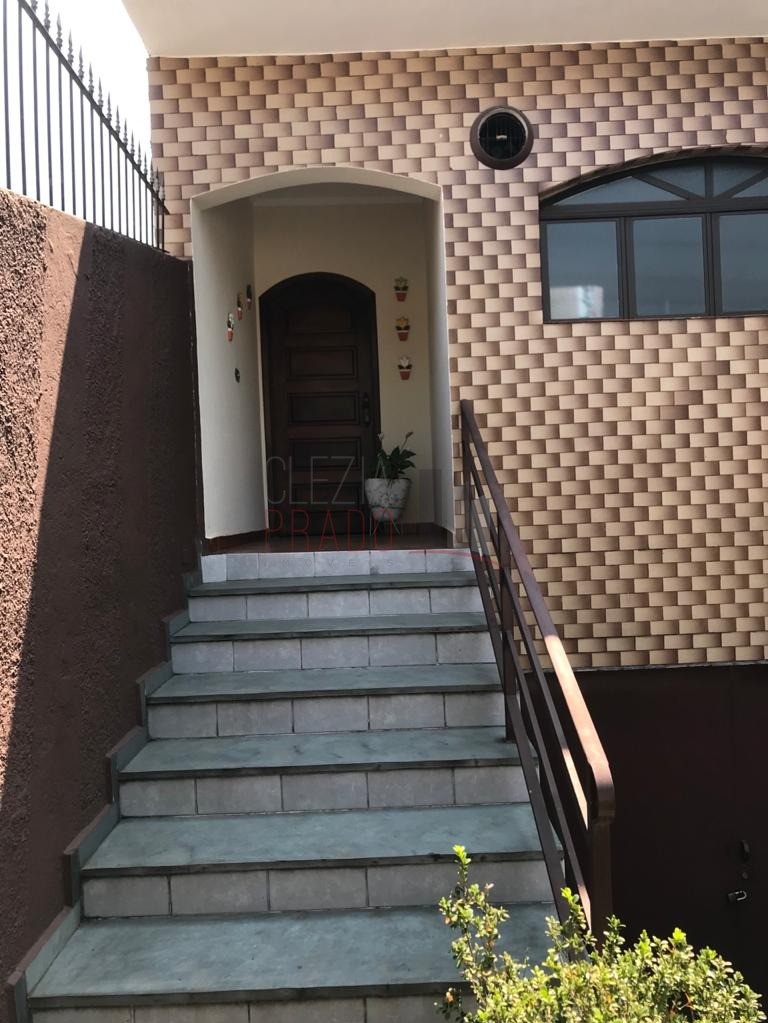 Casa à venda com 3 quartos, 279m² - Foto 4