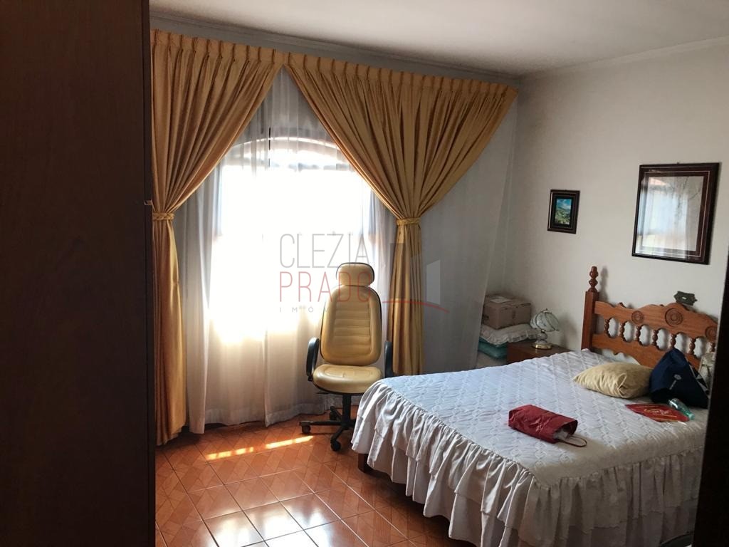 Casa à venda com 3 quartos, 279m² - Foto 10