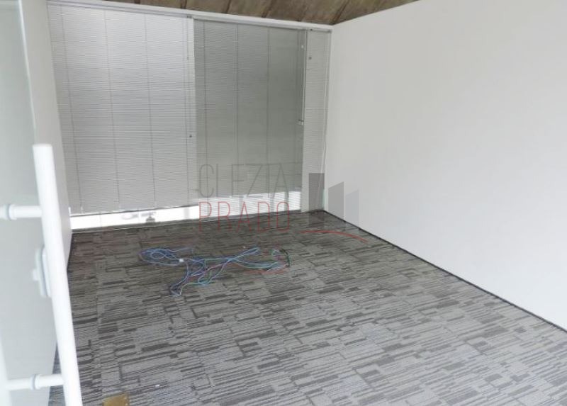 Prédio Inteiro para alugar com 1 quarto, 913m² - Foto 16