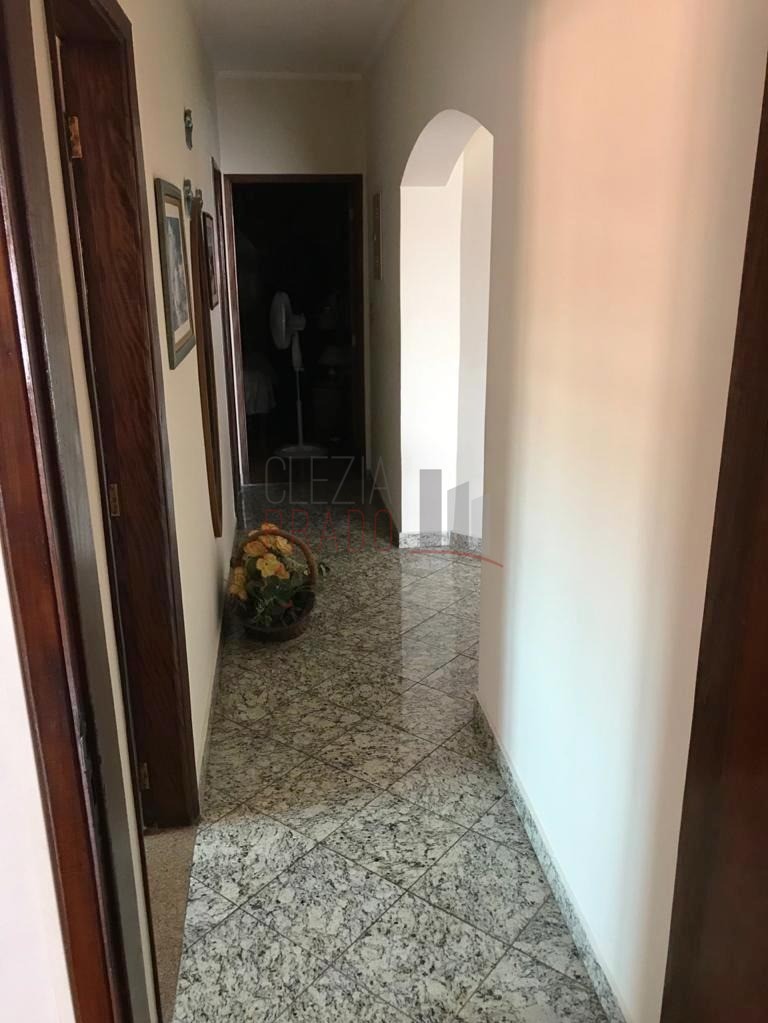 Casa à venda com 3 quartos, 279m² - Foto 12