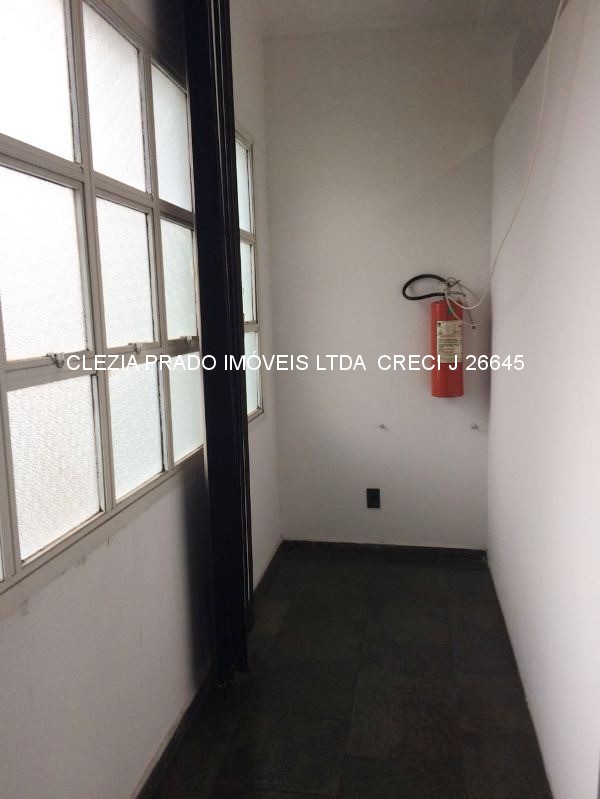 Prédio Inteiro à venda, 300m² - Foto 12