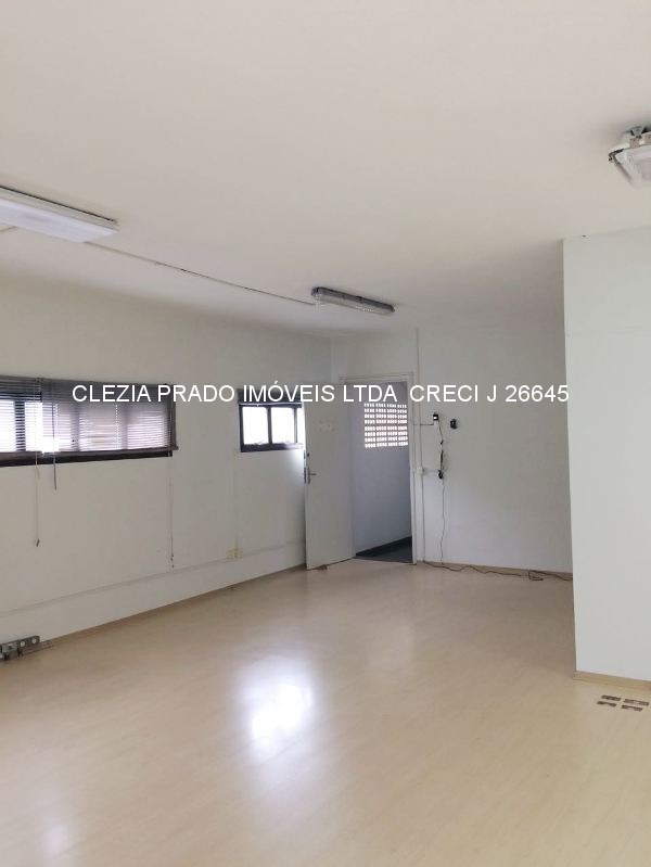 Prédio Inteiro à venda, 300m² - Foto 17