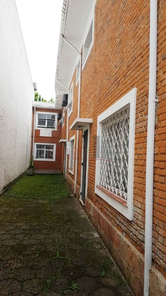 Prédio Inteiro para alugar com 5 quartos, 400m² - Foto 2