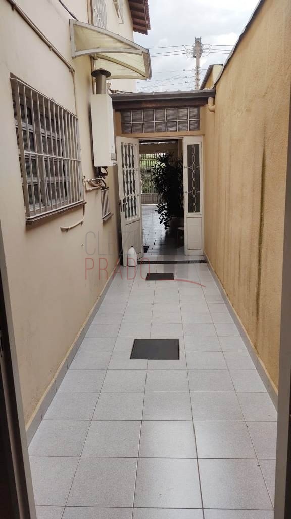 Casa à venda com 3 quartos, 250m² - Foto 14