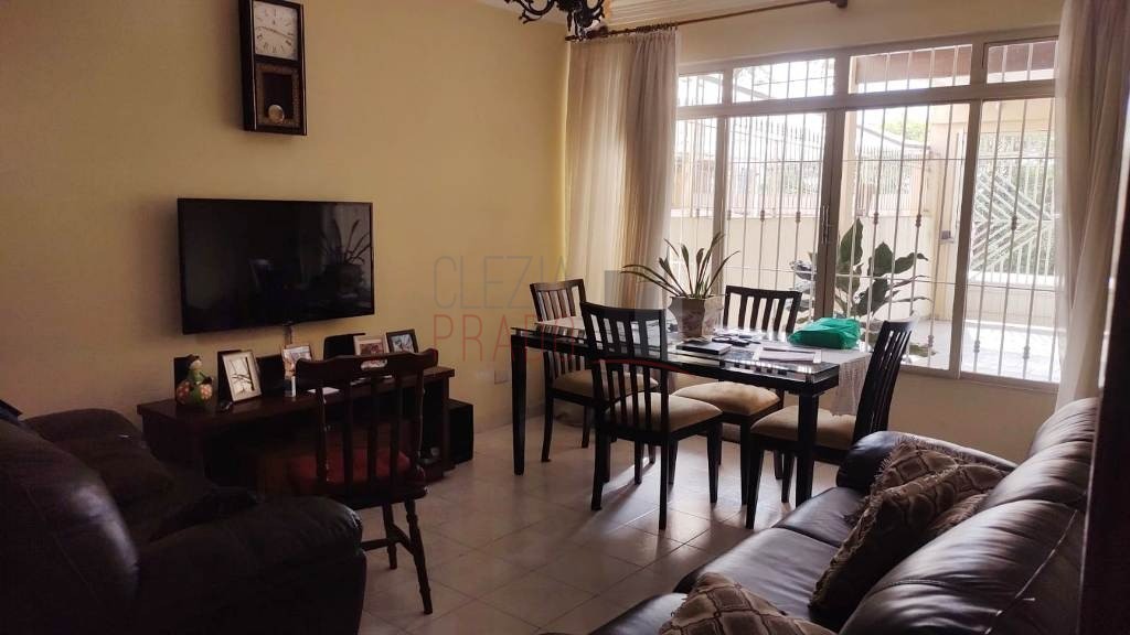 Casa à venda com 3 quartos, 250m² - Foto 5