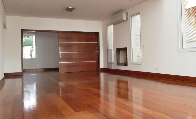 Casa de Condomínio para alugar com 6 quartos, 640m² - Foto 6