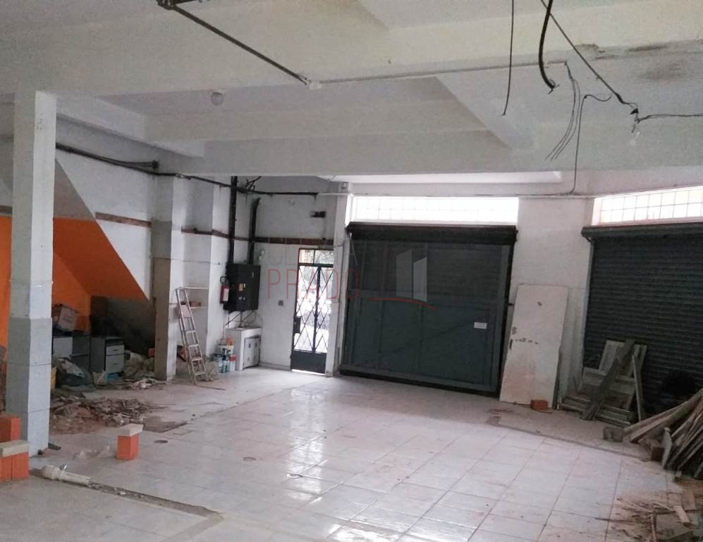 Depósito-Galpão-Armazém para alugar, 160m² - Foto 2