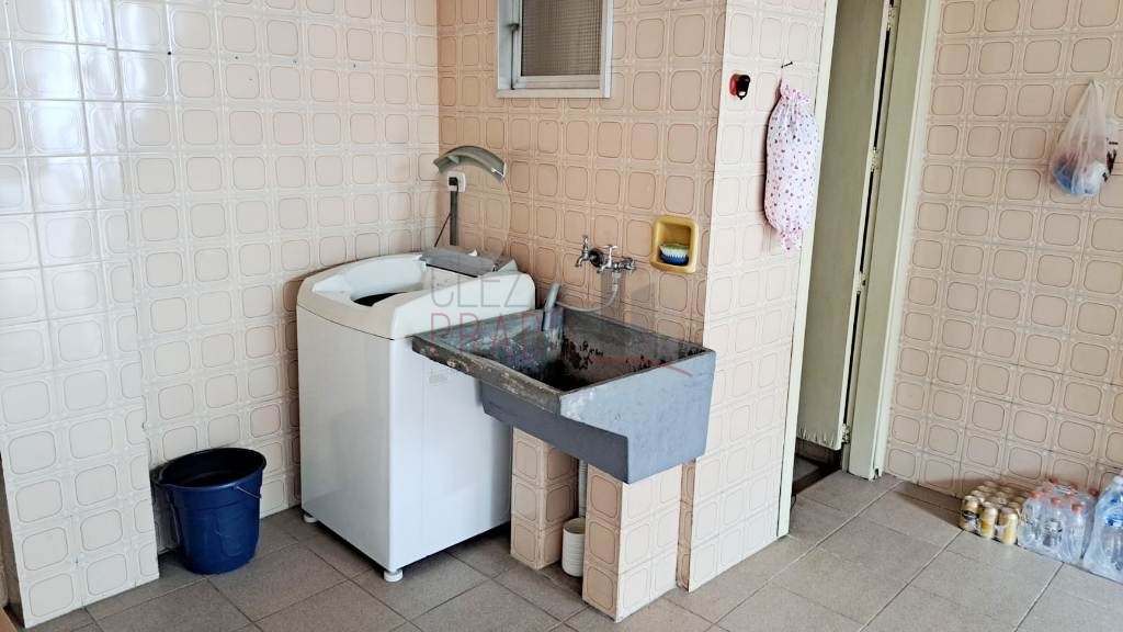 Prédio Inteiro à venda com 3 quartos, 250m² - Foto 14