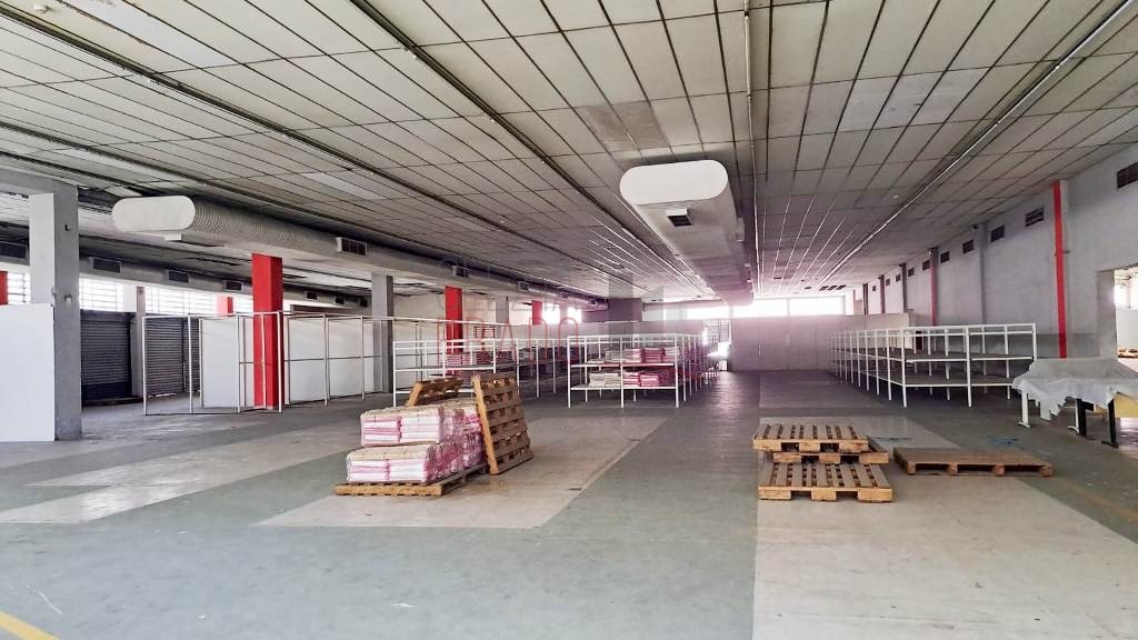 Depósito-Galpão-Armazém para alugar, 6840m² - Foto 1