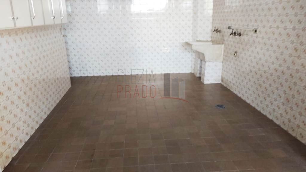 Casa à venda com 3 quartos, 300m² - Foto 24