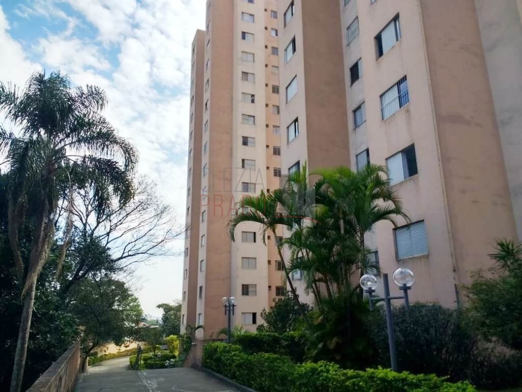 Apartamento à venda com 3 quartos, 70m² - Foto 1