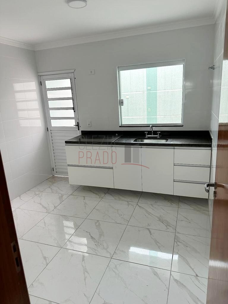 Casa à venda com 2 quartos, 92m² - Foto 6