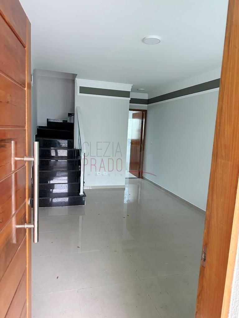 Casa à venda com 2 quartos, 92m² - Foto 8