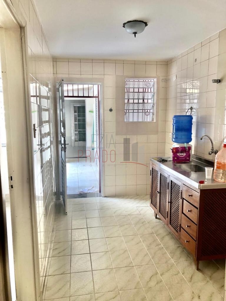 Casa à venda com 3 quartos, 190m² - Foto 8