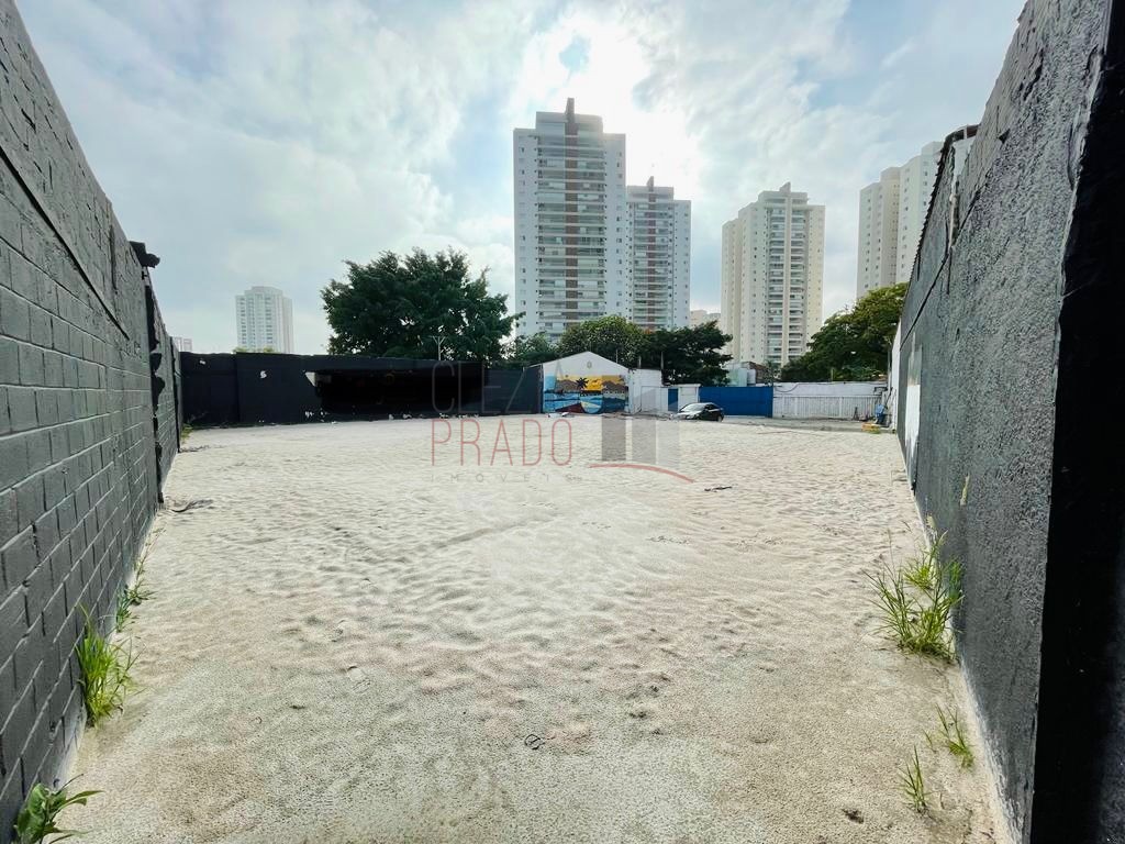 Loteamento e Condomínio para alugar, 824m² - Foto 1