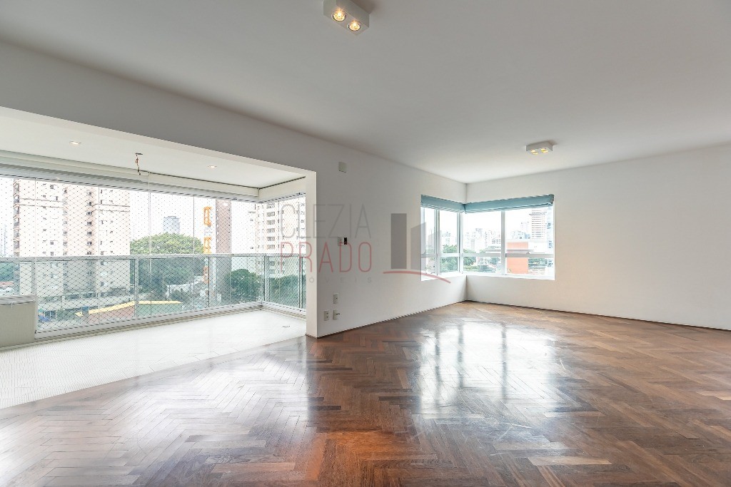 Apartamento para alugar com 3 quartos, 165m² - Foto 13