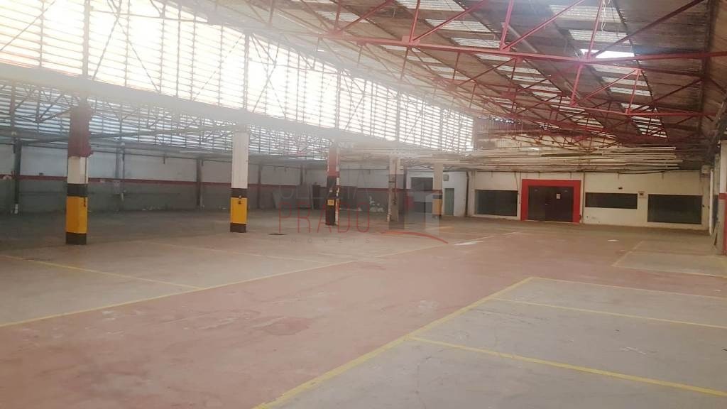 Depósito-Galpão-Armazém para alugar, 1700m² - Foto 12