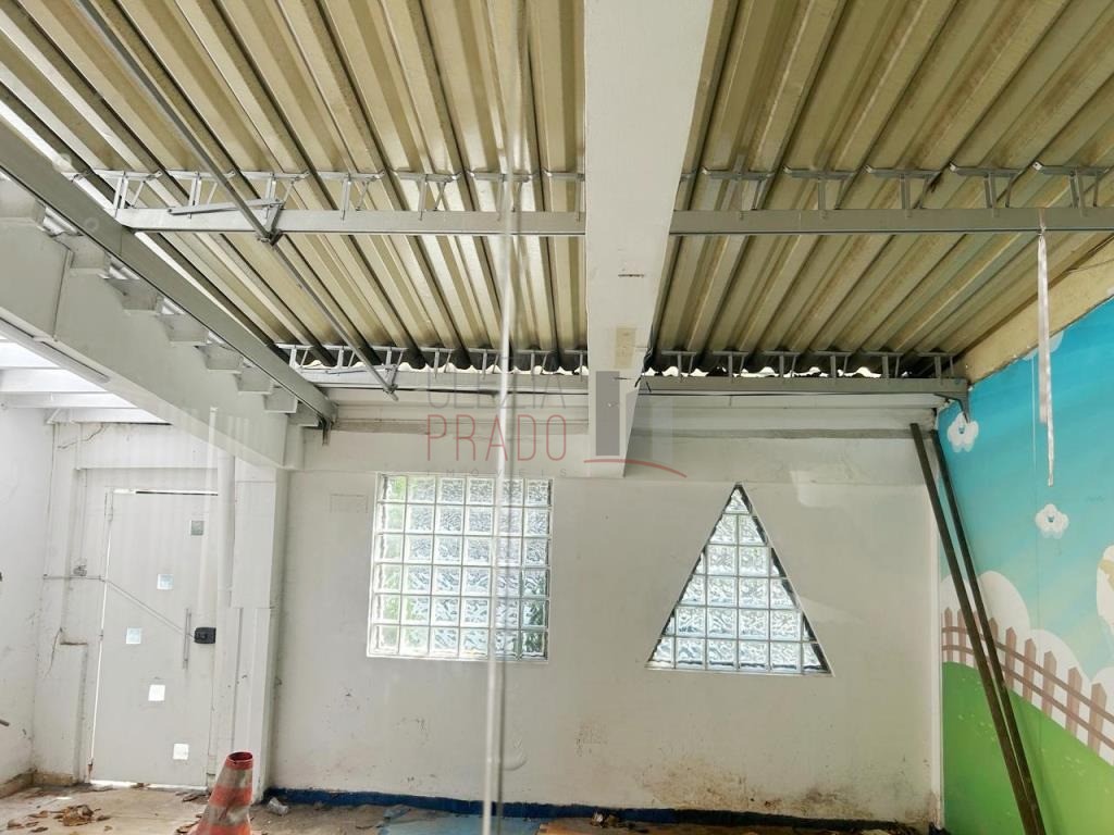 Prédio Inteiro para alugar com 4 quartos, 212m² - Foto 25