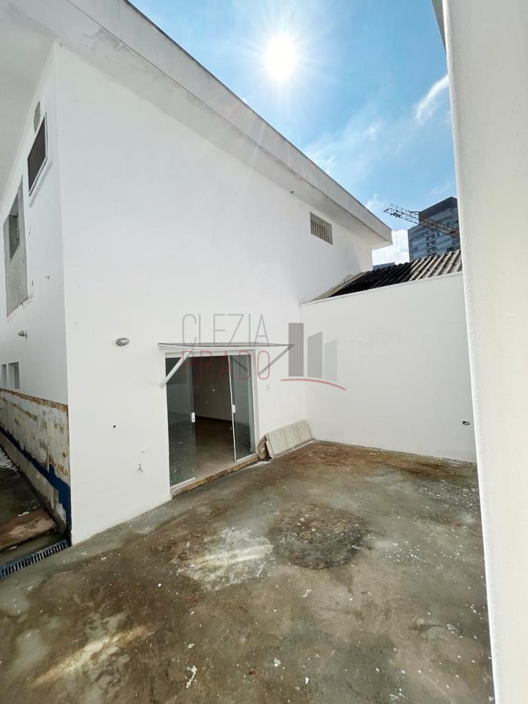 Prédio Inteiro para alugar com 4 quartos, 212m² - Foto 5