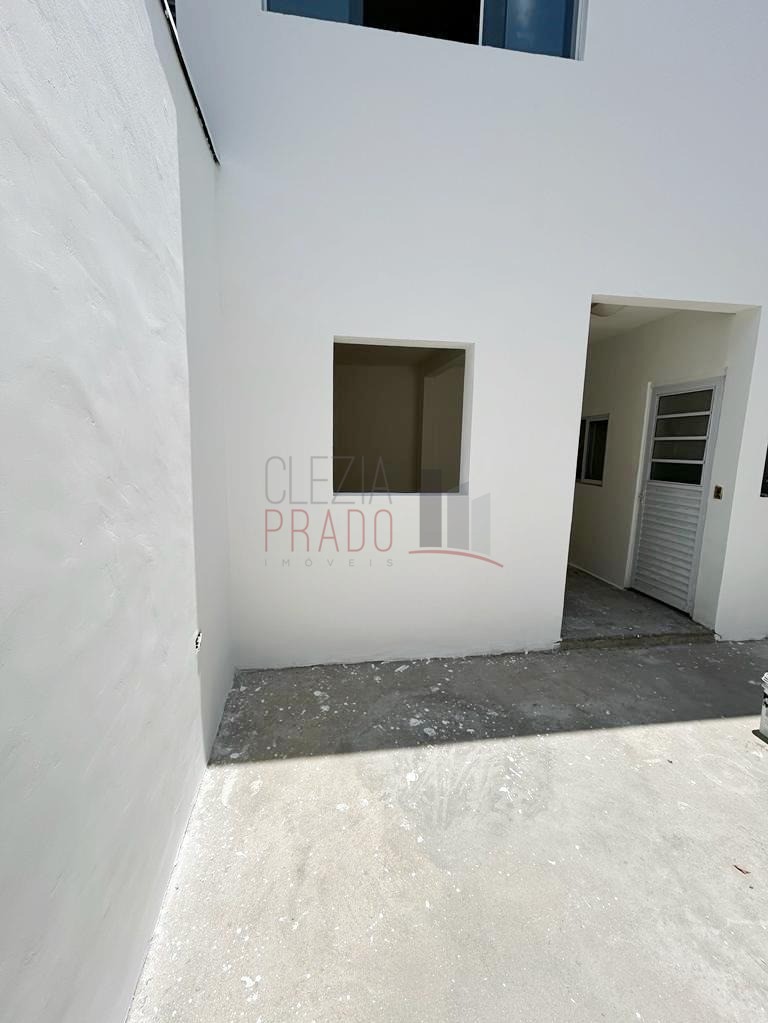 Prédio Inteiro para alugar com 4 quartos, 212m² - Foto 2