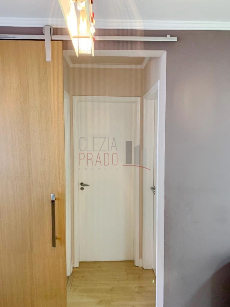 Apartamento à venda com 3 quartos, 110m² - Foto 4