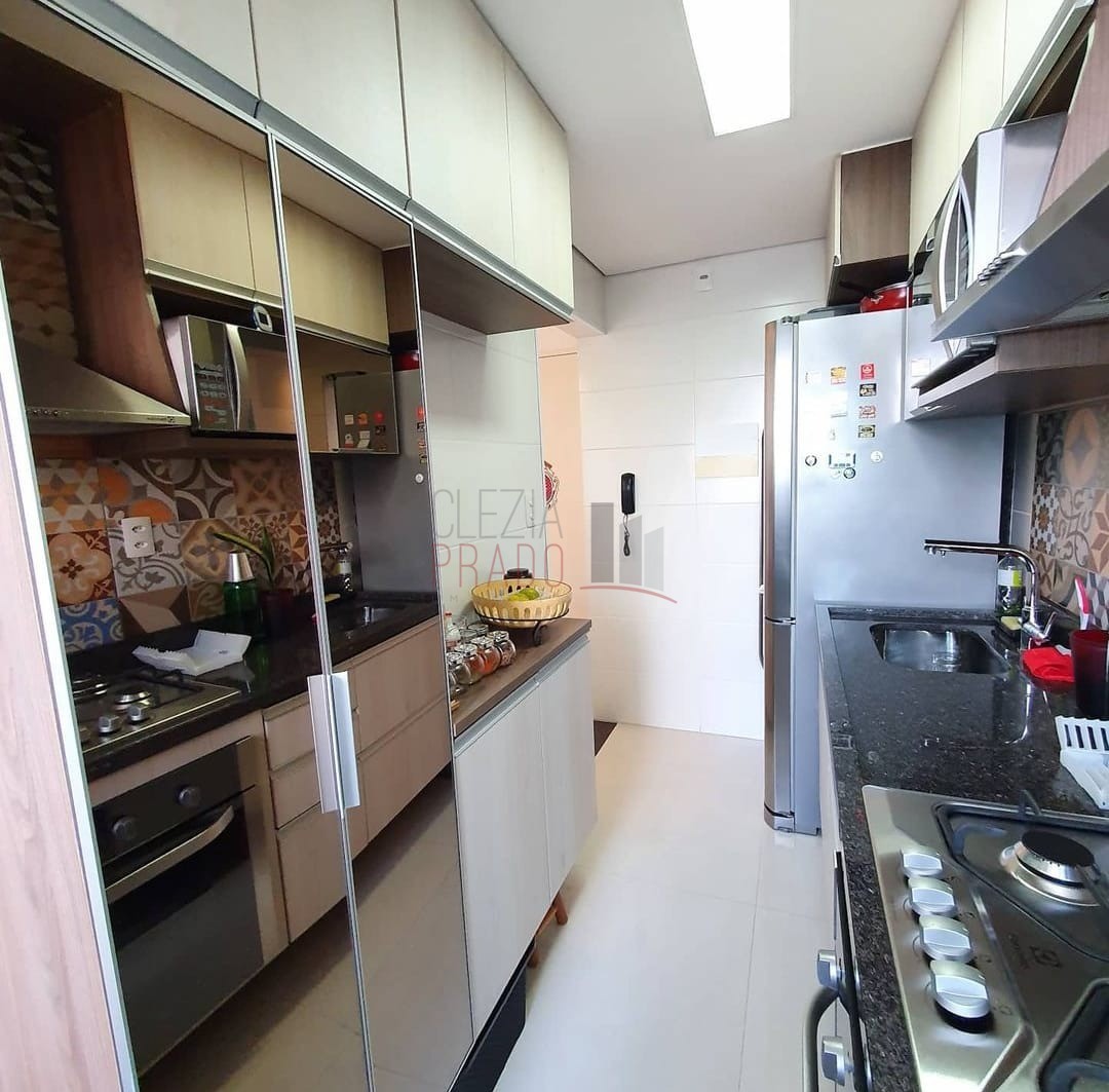 Apartamento à venda com 2 quartos, 57m² - Foto 10