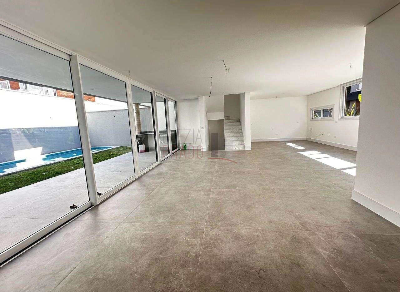 Casa de Condomínio à venda com 4 quartos, 472m² - Foto 10