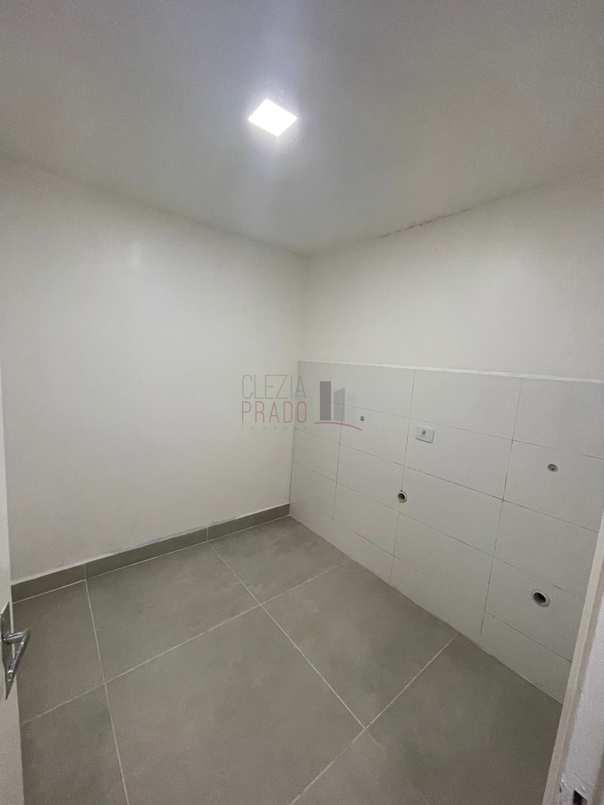 Casa à venda com 3 quartos, 125m² - Foto 4