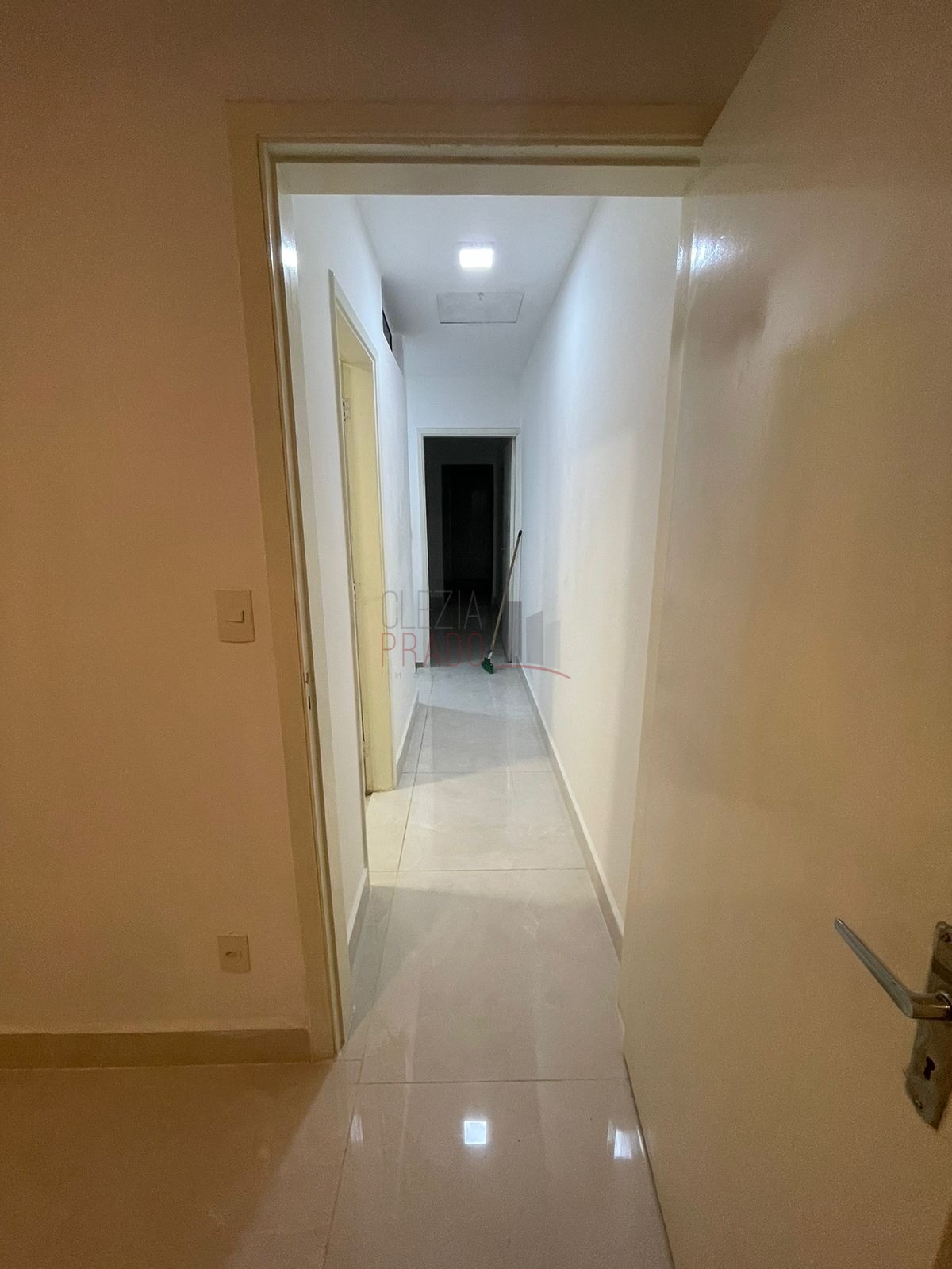 Casa à venda com 3 quartos, 125m² - Foto 11