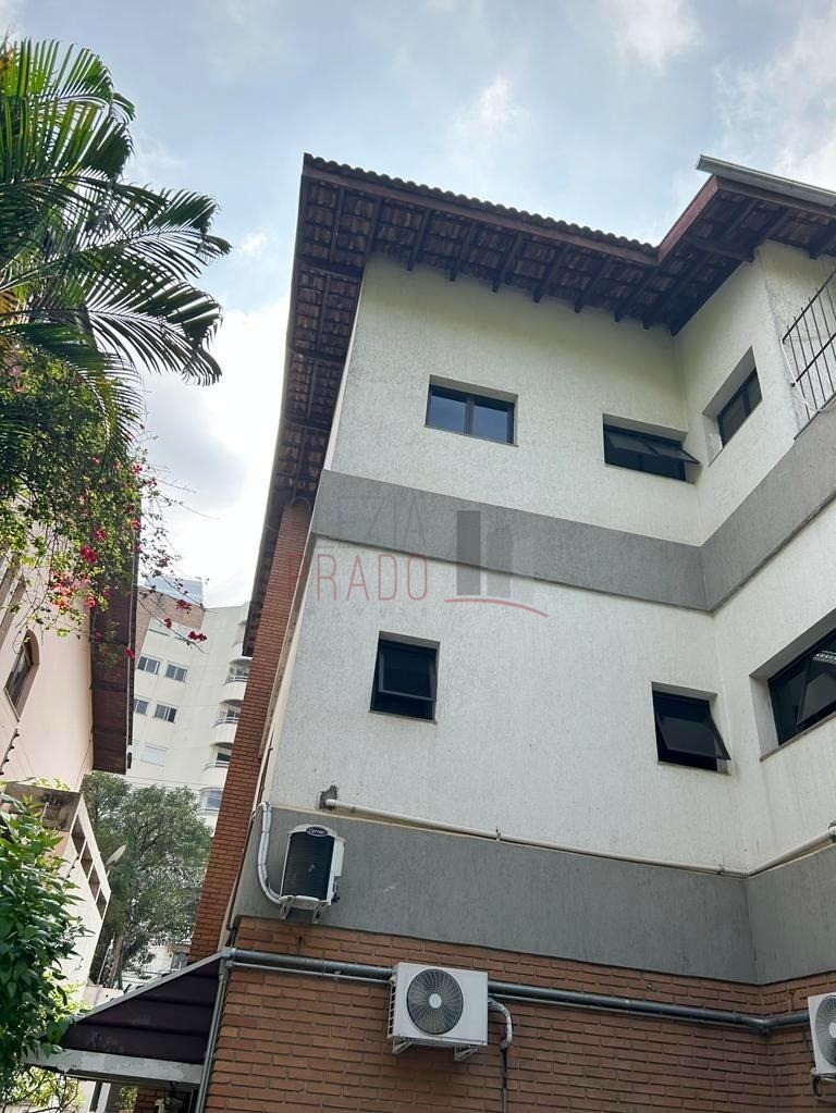 Prédio Inteiro para alugar com 4 quartos, 786m² - Foto 35