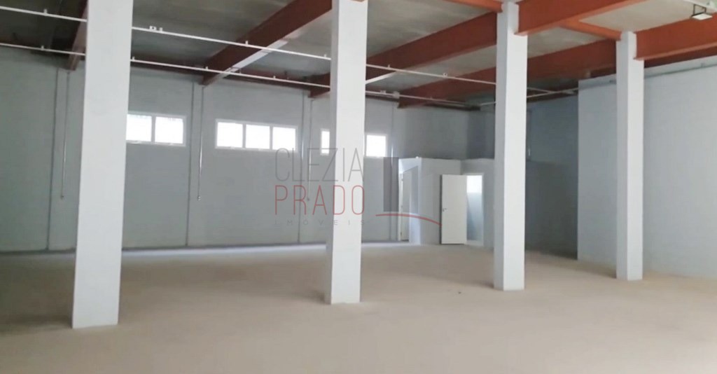 Depósito-Galpão-Armazém para alugar, 550m² - Foto 3