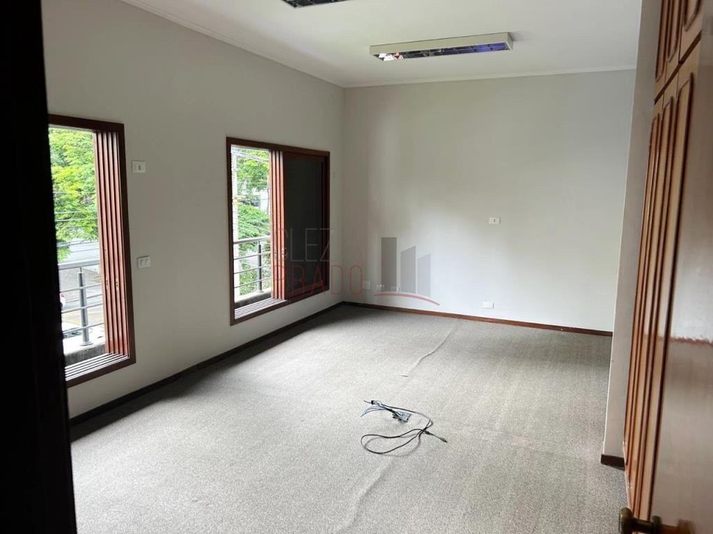 Prédio Inteiro para alugar com 4 quartos, 786m² - Foto 19