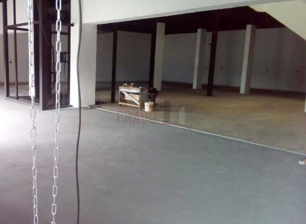 Prédio Inteiro para alugar, 945m² - Foto 2