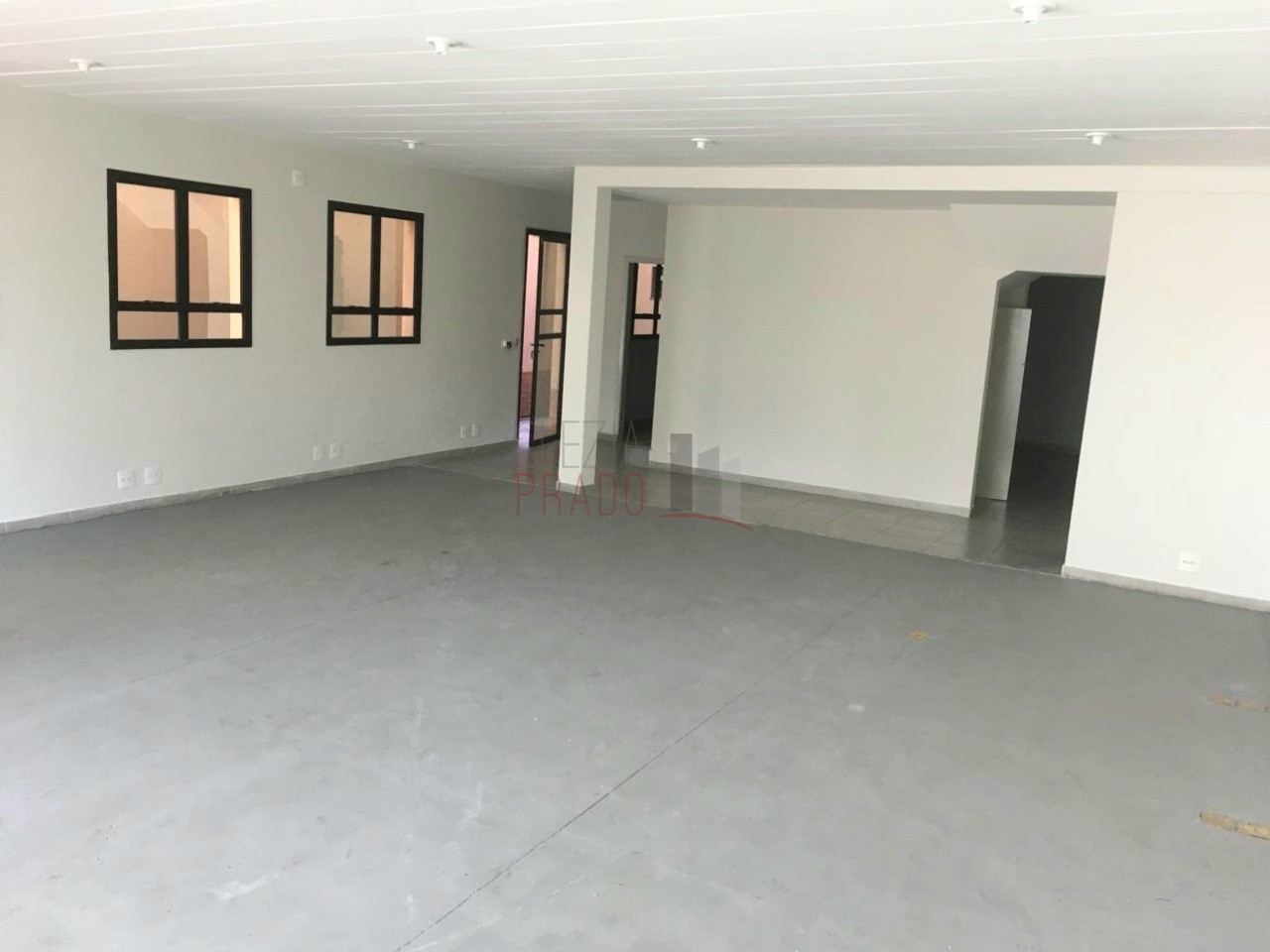 Depósito-Galpão-Armazém para alugar, 330m² - Foto 10