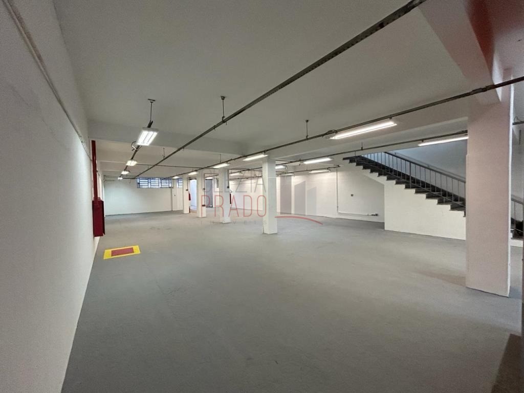 Prédio Inteiro para alugar, 1300m² - Foto 1