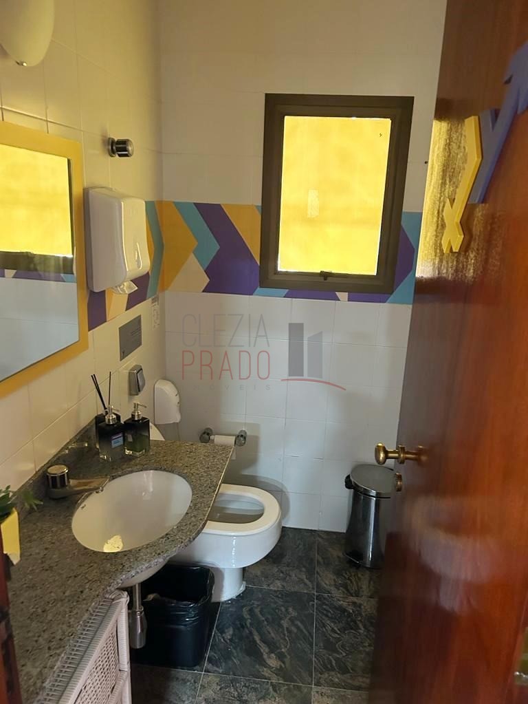 Prédio Inteiro para alugar com 4 quartos, 786m² - Foto 31