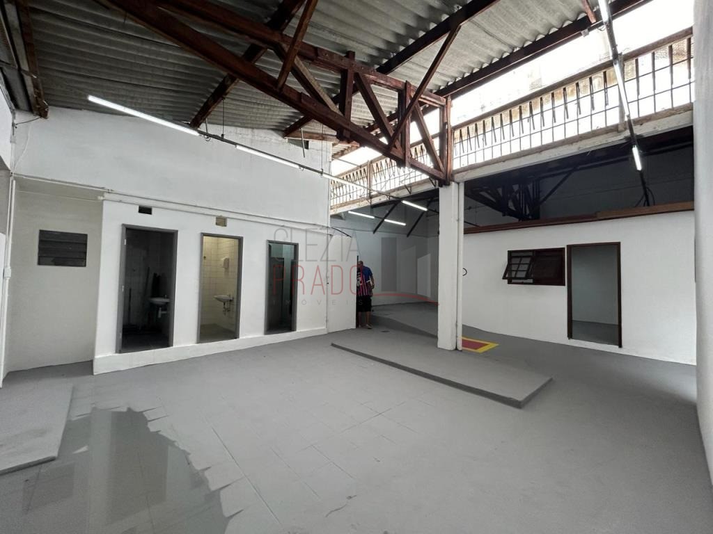 Prédio Inteiro para alugar, 1300m² - Foto 18