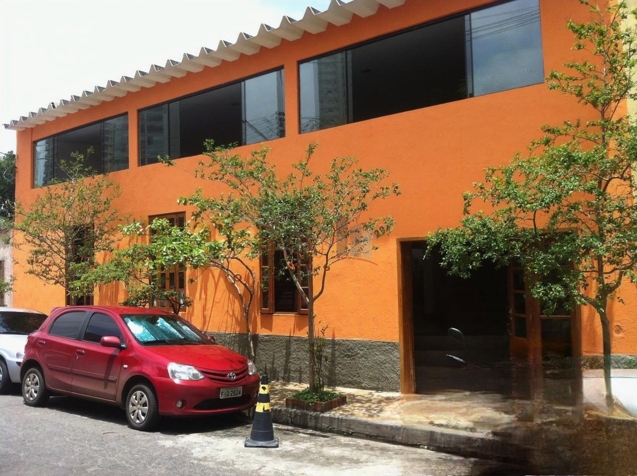 Prédio Inteiro para alugar, 220m² - Foto 1