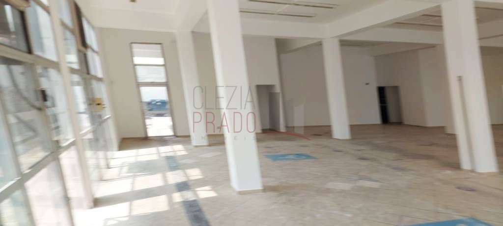 Prédio Inteiro para alugar, 2200m² - Foto 42