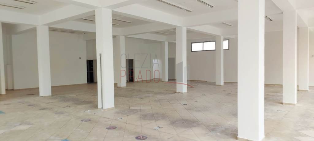 Prédio Inteiro para alugar, 2200m² - Foto 39