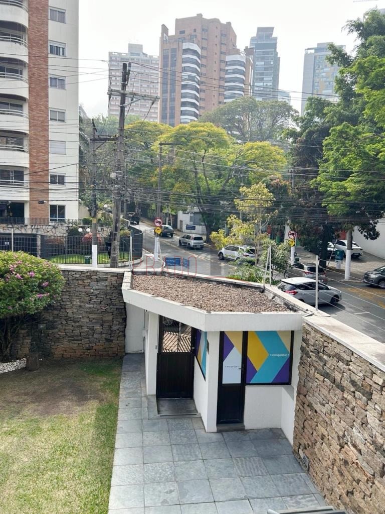 Prédio Inteiro para alugar com 4 quartos, 786m² - Foto 55