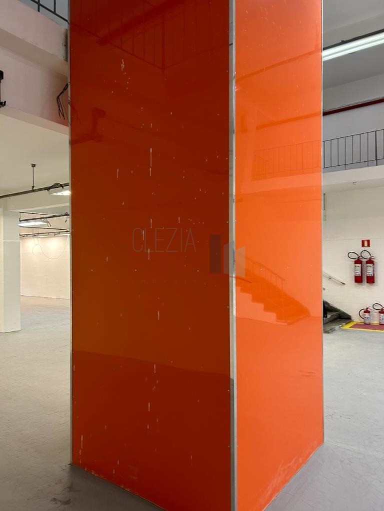 Prédio Inteiro para alugar, 1300m² - Foto 12